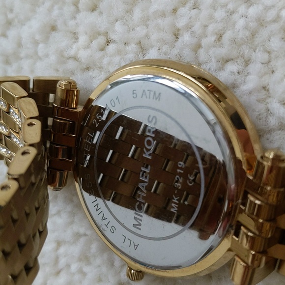 MICHAEL KORS Women's Darci Mother of Pearl Gold Stainless Steel Watch MK3219 - Picture 6 of 10